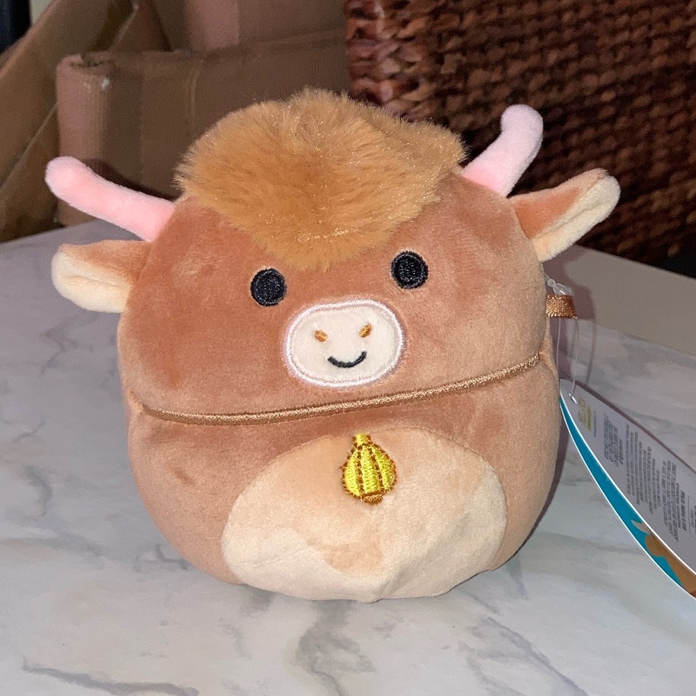 Squishmallows 4.5" Easter Calton the Highland Cow with Fuzzy Hair
